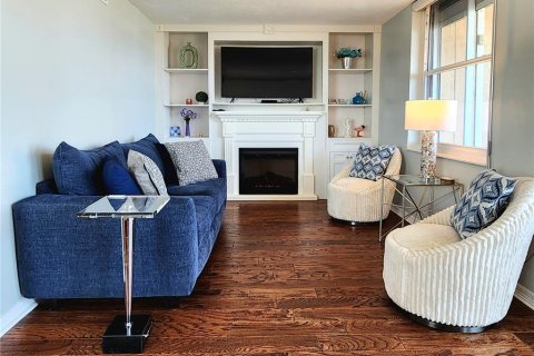 Condo in Ormond Beach, Florida, 2 bedrooms  № 1634824 - photo 10