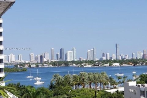 Снять в аренду кондоминиум в Майами-Бич, Флорида 2 спальни, 98.85м2, № 2032329 - фото 9