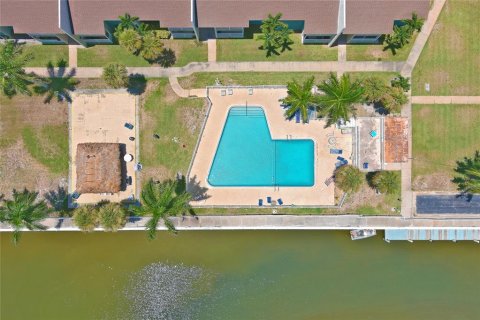 Condo in Merrit Island, Florida, 2 bedrooms  № 1624515 - photo 23