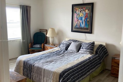 Condo in Sunrise, Florida, 1 bedroom № 2054595 - photo 20
