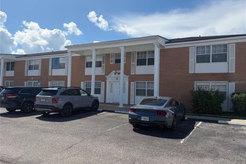 Condo in Port Charlotte, Florida, 2 bedrooms  № 2387691