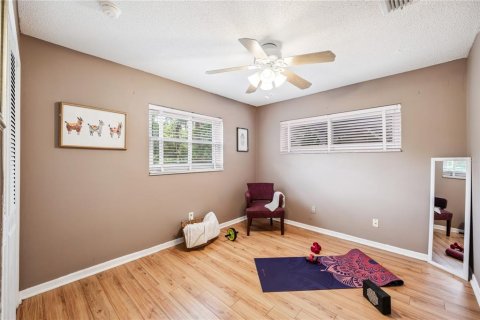 House in Apopka, Florida 4 bedrooms, 285.02 sq.m. № 1813760 - photo 21