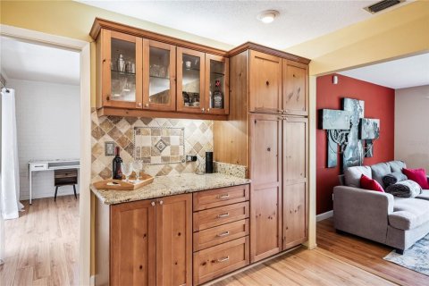 House in Apopka, Florida 4 bedrooms, 285.02 sq.m. № 1813760 - photo 11