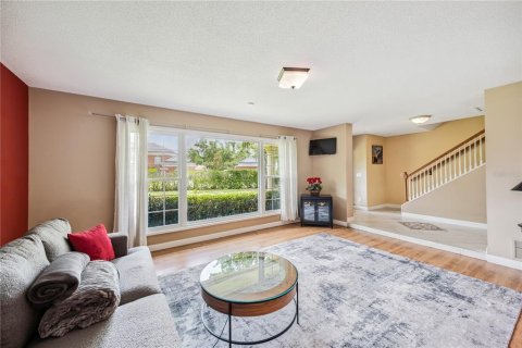 House in Apopka, Florida 4 bedrooms, 285.02 sq.m. № 1813760 - photo 7