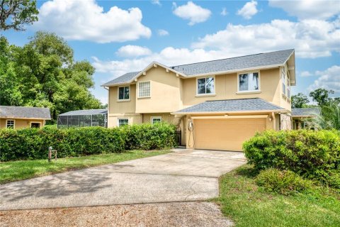 House in Apopka, Florida 4 bedrooms, 285.02 sq.m. № 1813760 - photo 3