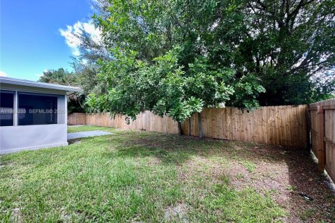 Villa ou maison à louer à Boynton Beach, Floride: 3 chambres, 121.42 m2 № 2045323 - photo 28