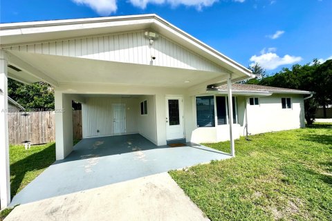 Villa ou maison à louer à Boynton Beach, Floride: 3 chambres, 121.42 m2 № 2045323 - photo 18