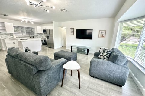 Villa ou maison à louer à Boynton Beach, Floride: 3 chambres, 121.42 m2 № 2045323 - photo 21