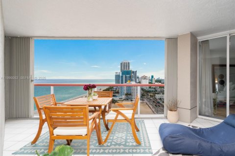 Copropriété à vendre à Miami Beach, Floride: 2 chambres, 109.62 m2 № 2052050 - photo 4