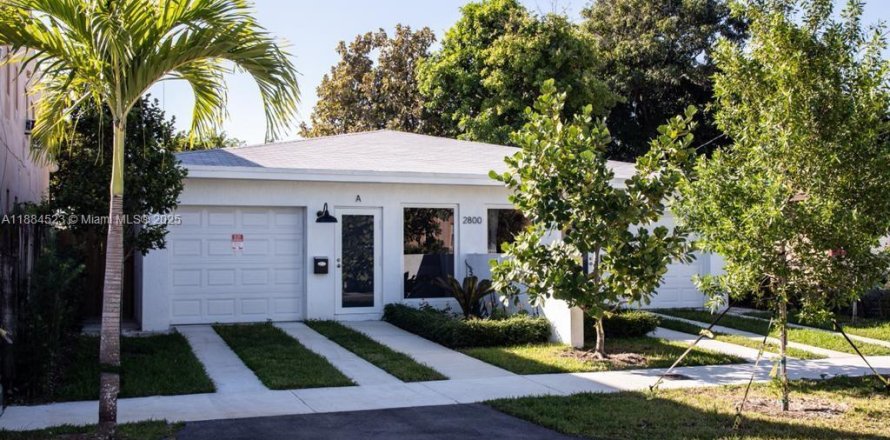 Casa en Miami, Florida 4 dormitorios, 102.19 m2 № 1978824