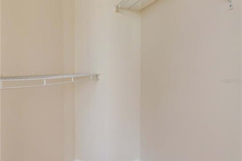 Condo in Orlando, Florida, 2 bedrooms № 2103599 - photo 10