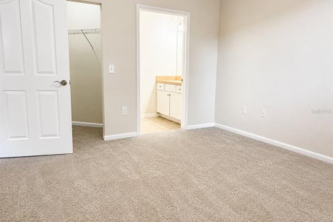Condo in Orlando, Florida, 2 bedrooms № 2103599 - photo 27
