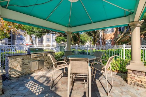 Condo in Orlando, Florida, 2 bedrooms № 2103599 - photo 20