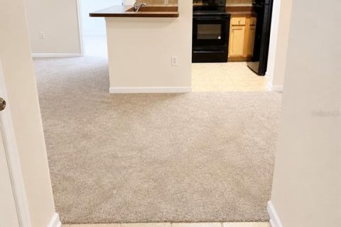 Condo in Orlando, Florida, 2 bedrooms № 2103599 - photo 4