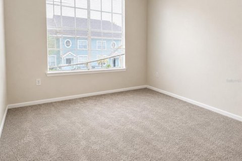 Condo in Orlando, Florida, 2 bedrooms № 2103599 - photo 11