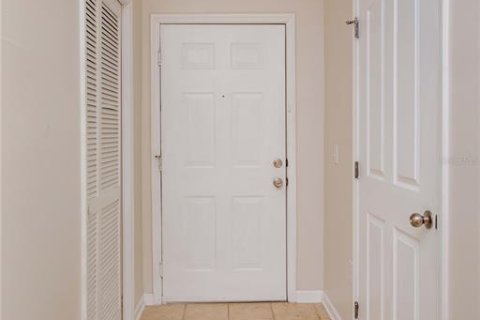 Condo in Orlando, Florida, 2 bedrooms № 2103599 - photo 3