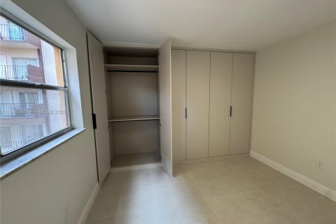 Купить кондоминиум в Хайалиа, Флорида 2 спальни, 93.46м2, № 2030465 - фото 20