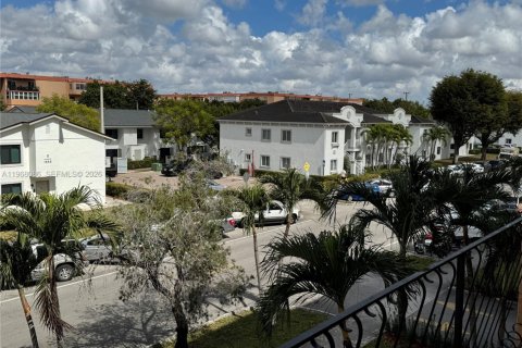 Купить кондоминиум в Хайалиа, Флорида 2 спальни, 93.46м2, № 2030465 - фото 30