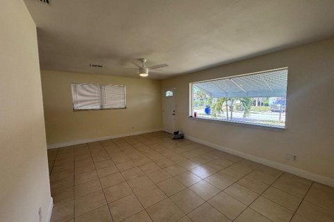 Casa en venta en Fort Lauderdale, Florida, 4 dormitorios, 126.44 m2 № 2356934 - foto 14