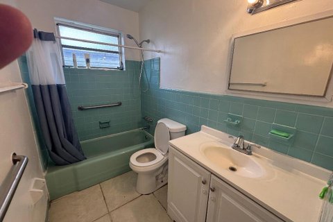 Casa en venta en Fort Lauderdale, Florida, 4 dormitorios, 126.44 m2 № 2356934 - foto 9