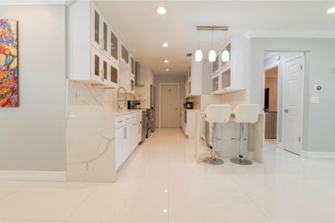 Villa ou maison à louer à Spring Hill, Floride: 3 chambres, 119.75 m2 № 2400476 - photo 7
