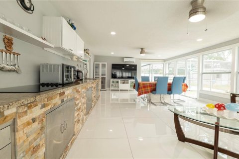 Villa ou maison à louer à Spring Hill, Floride: 3 chambres, 119.75 m2 № 2400476 - photo 28