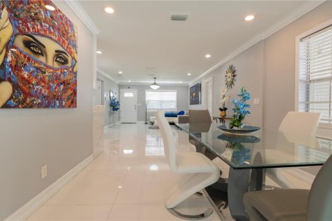 Villa ou maison à louer à Spring Hill, Floride: 3 chambres, 119.75 m2 № 2400476 - photo 6