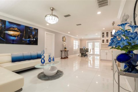 Villa ou maison à louer à Spring Hill, Floride: 3 chambres, 119.75 m2 № 2400476 - photo 3