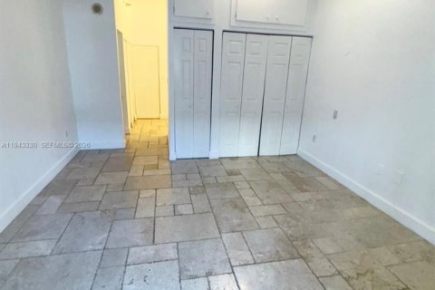 Condo in Aventura, Florida, 2 bedrooms  № 2001719 - photo 4