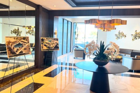 Condo in Aventura, Florida, 2 bedrooms  № 2001719 - photo 13