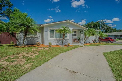 House in Lakeland, Florida 4 bedrooms, 159.14 sq.m. № 1847921 - photo 5