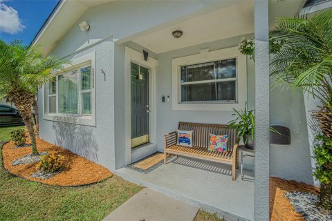 House in Lakeland, Florida 4 bedrooms, 159.14 sq.m. № 1847921 - photo 6