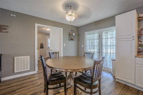 House in Lakeland, Florida 4 bedrooms, 159.14 sq.m. № 1847921 - photo 12