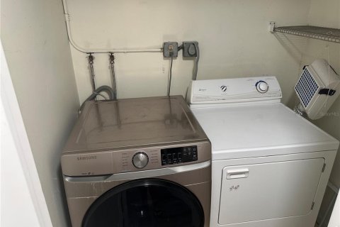Condominio en alquiler en Saint Petersburg, Florida, 2 dormitorios, 82.22 m2 № 1903309 - foto 12