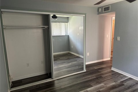 Condominio en alquiler en Saint Petersburg, Florida, 2 dormitorios, 82.22 m2 № 1903309 - foto 10