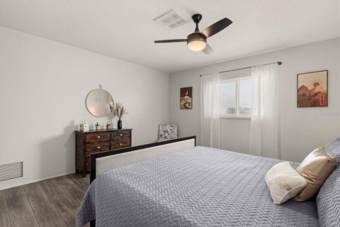 House in Venice, Florida 3 bedrooms, 147.16 sq.m. № 2118845 - photo 22