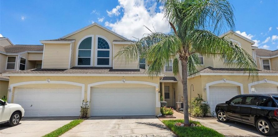 Townhouse in Largo, Florida 3 bedrooms, 157.19 sq.m. № 1803371