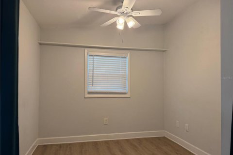 House in Gulfport, Florida 3 bedrooms, 95.69 sq.m. № 2376598 - photo 7
