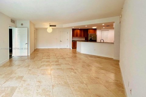 Кондоминиум с 2 спальнями в Корал-Гейблс, Флорида № 2026313