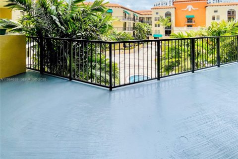 Купить кондоминиум в Корал-Гейблс, Флорида 2 спальни, 115.66м2, № 2026313 - фото 3