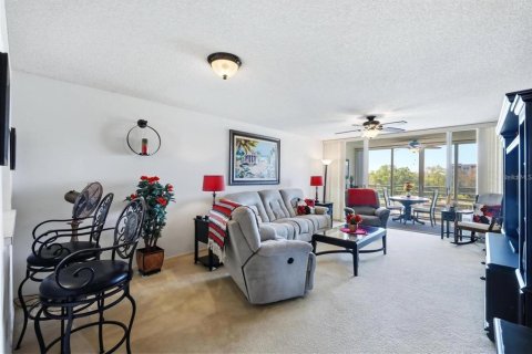 Copropriété à vendre à Bradenton, Floride: 2 chambres, 116.69 m2 № 2205194 - photo 4