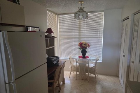 Copropriété à vendre à Bradenton, Floride: 2 chambres, 116.69 m2 № 2205194 - photo 13