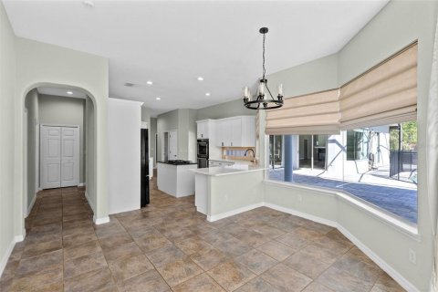Villa ou maison à vendre à Orlando, Floride: 4 chambres, 339.19 m2 № 2434712 - photo 15