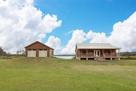 Villa ou maison à Seville, Floride 3 chambres, 130.06 m2 № 2145090