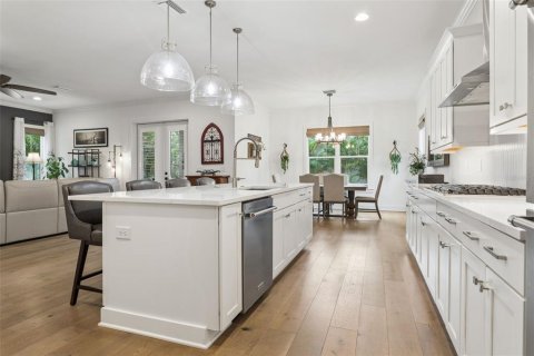 Villa ou maison à vendre à Tampa, Floride: 5 chambres, 311.22 m2 № 2403185 - photo 14