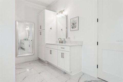 Villa ou maison à vendre à Tampa, Floride: 5 chambres, 311.22 m2 № 2403185 - photo 26