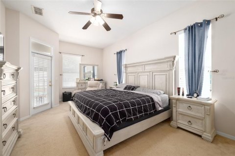 House in Orlando, Florida 4 bedrooms, 270.35 sq.m. № 1870775 - photo 19