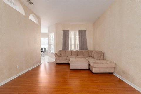 House in Orlando, Florida 4 bedrooms, 270.35 sq.m. № 1870775 - photo 10