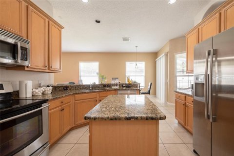 House in Orlando, Florida 4 bedrooms, 270.35 sq.m. № 1870775 - photo 11