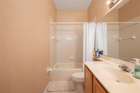 House in Orlando, Florida 4 bedrooms, 270.35 sq.m. № 1870775 - photo 29
